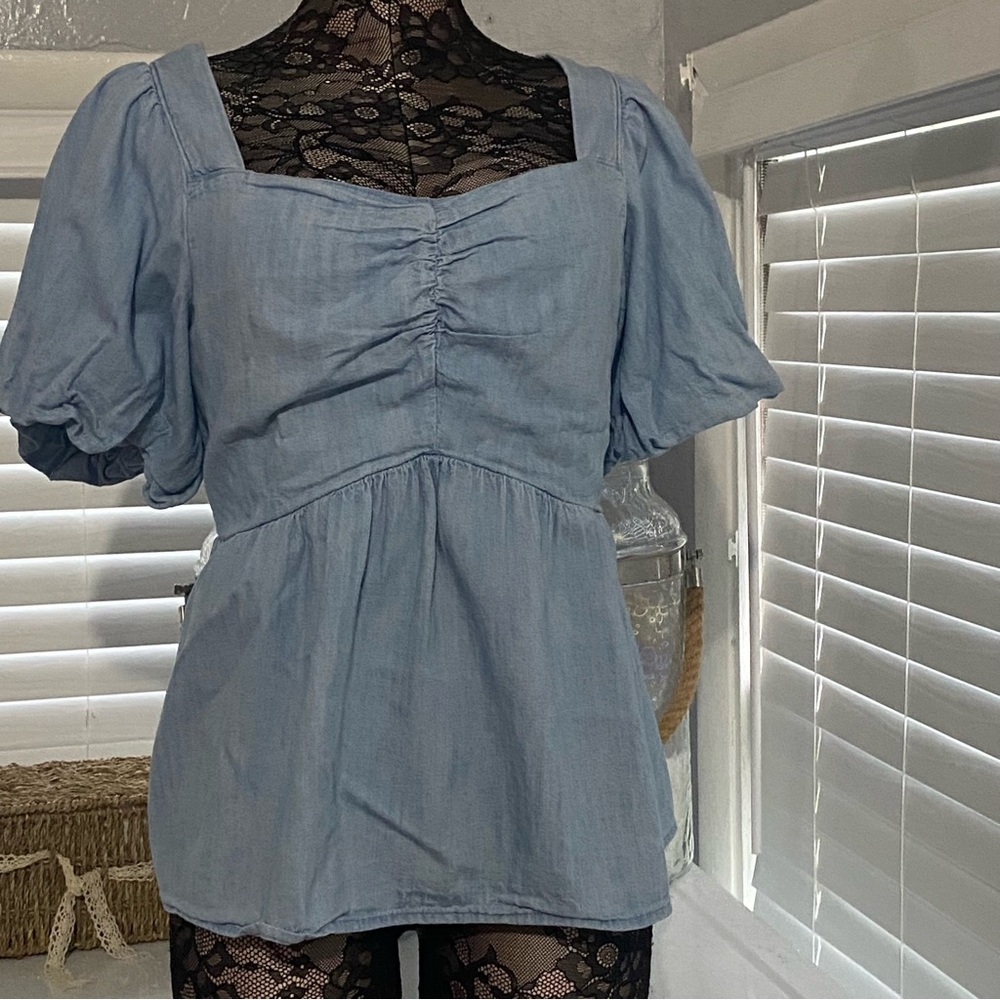 Old navy size  (XL tall) top